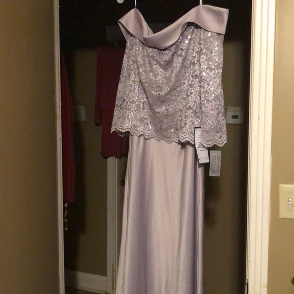 Mother of the Bride/Groom Dress - Picture 5 of 6